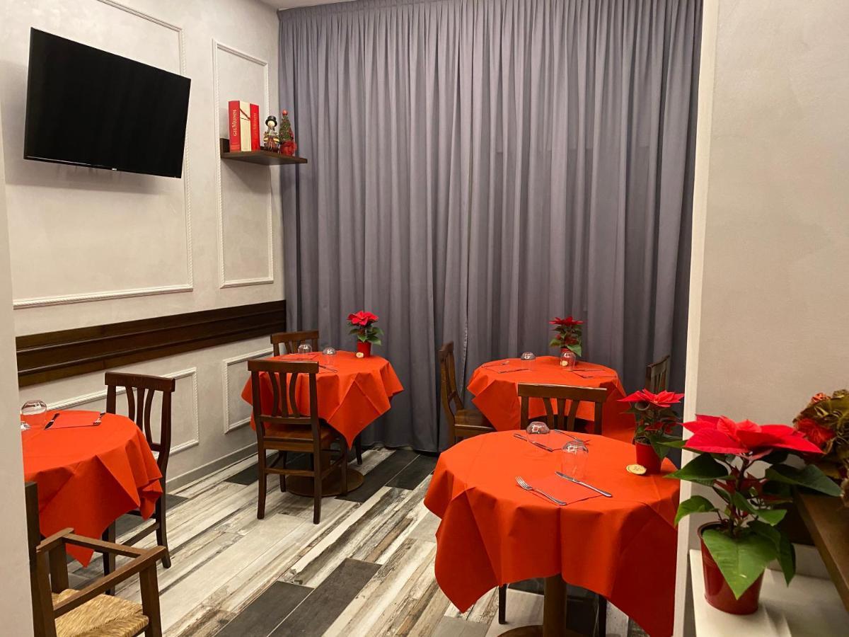 Ricaroka Hotel Albenga Exteriör bild